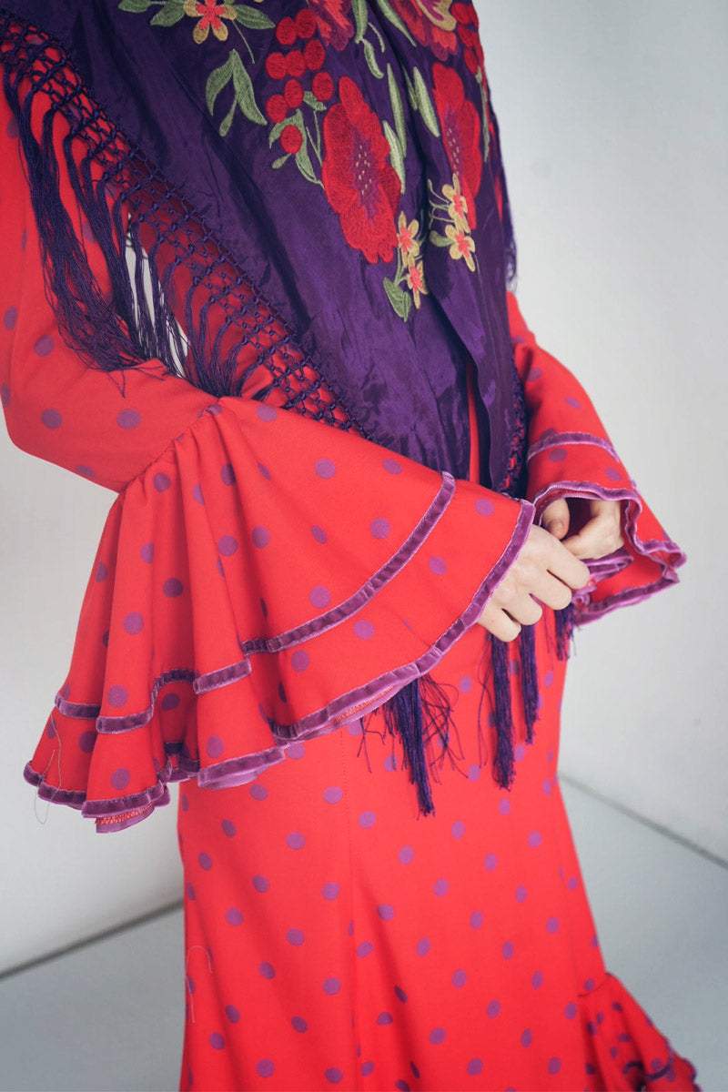 Modelo Juana Rojo Poliéster