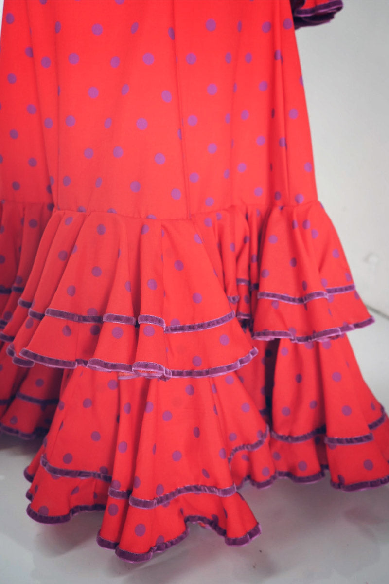 Modelo Juana Rojo Poliéster